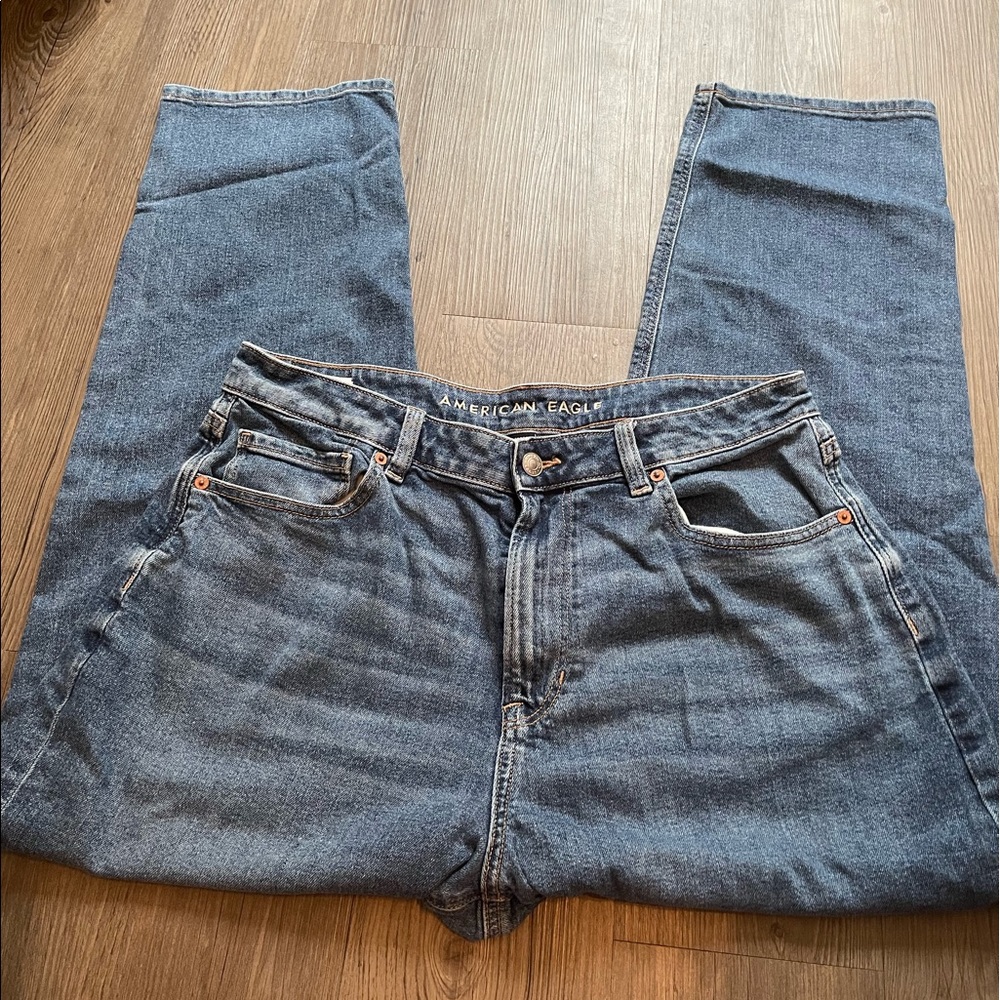 American Eagle Stretch Mom Jean